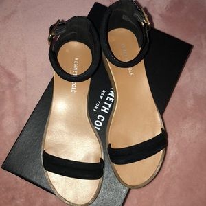 Kenneth Cole Sandals